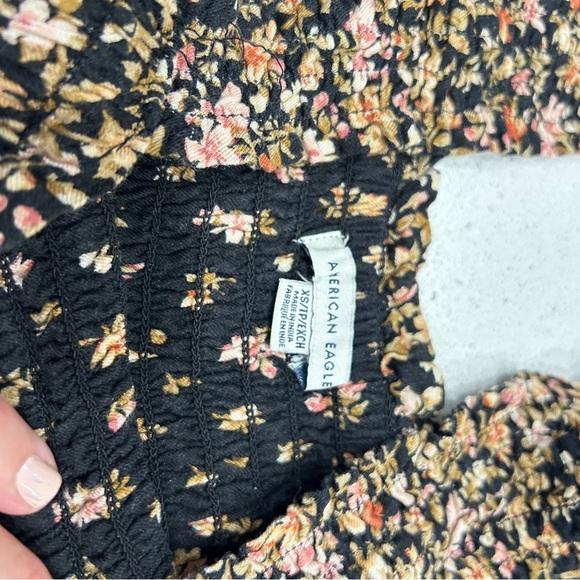American‎ Eagle Black Floral Romper XS | Smocked Waist Short Summer One Piece - Picture 6 of 7